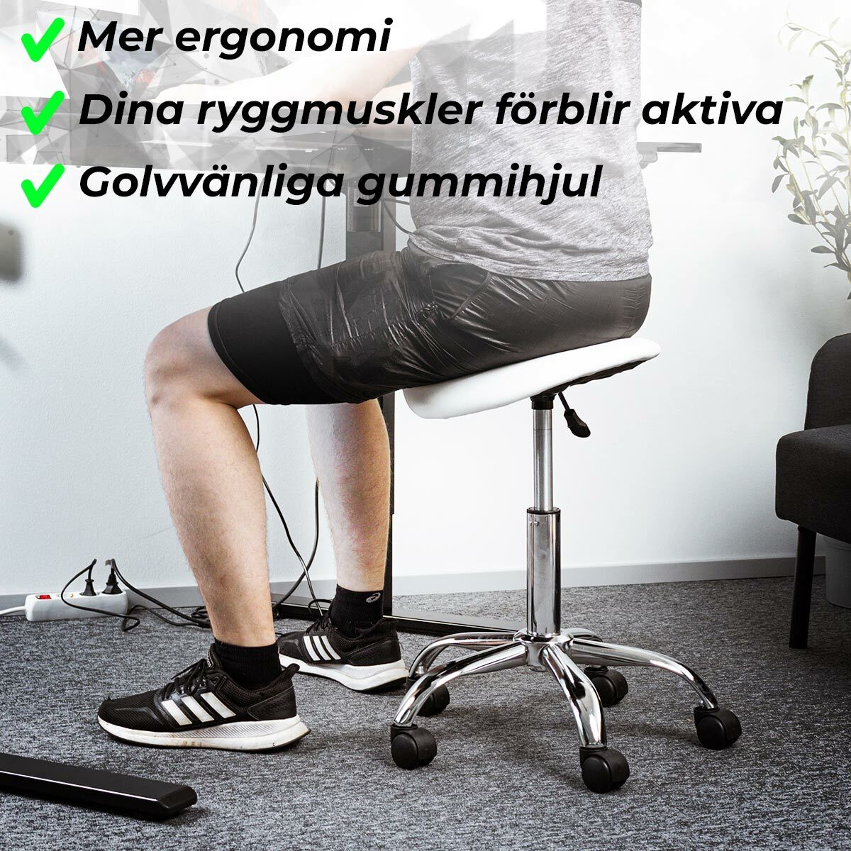 
              Lykke Sadelstol Comfort, vit