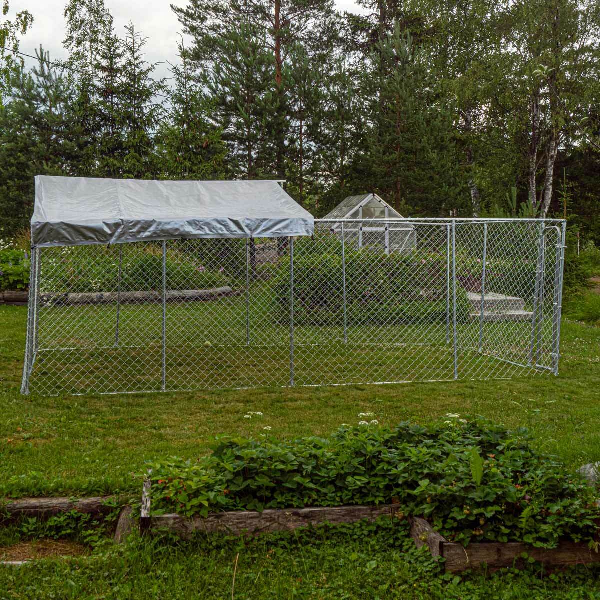 
              Trekker hundgård med tak, 6 x 3m