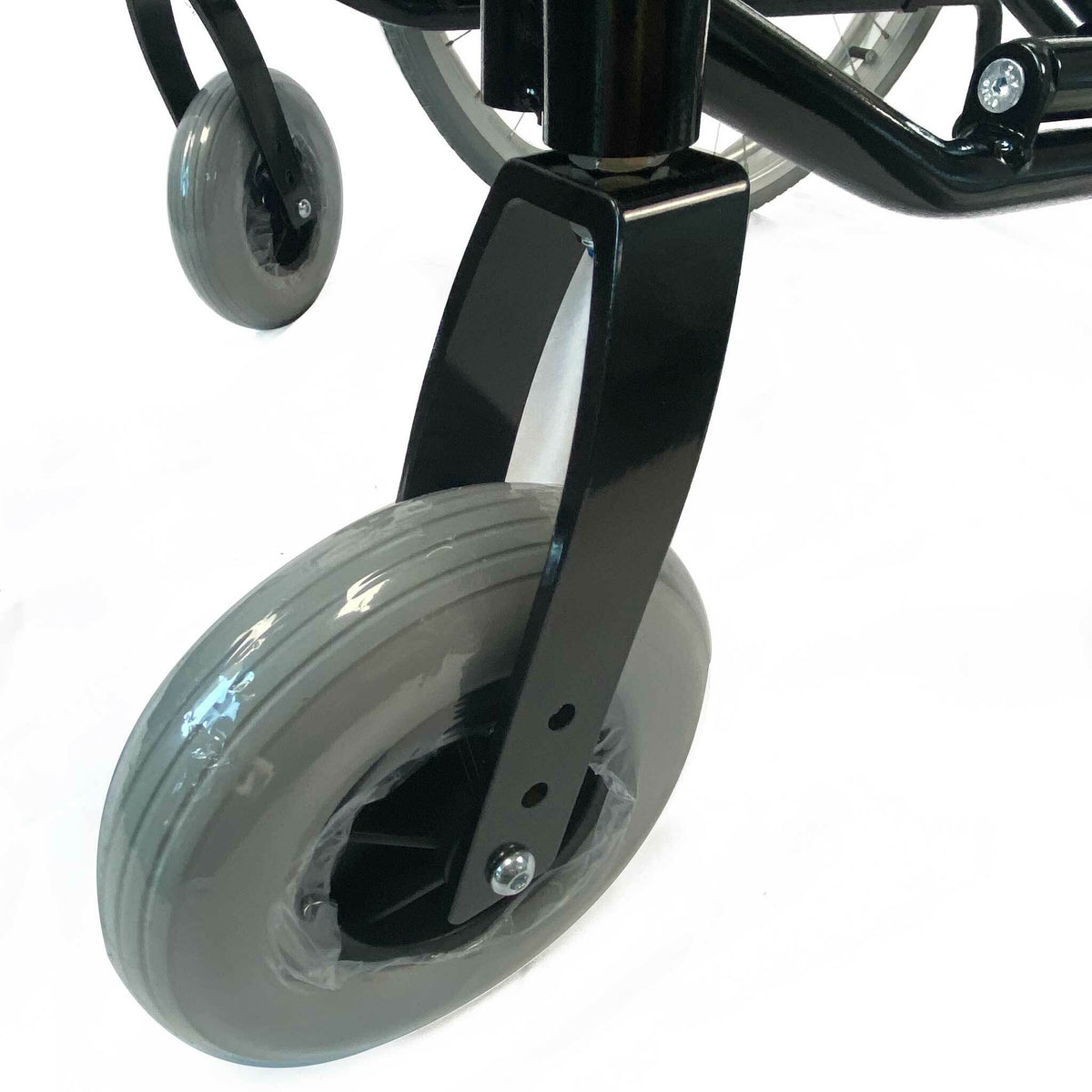 
              Arvo Rullstol Standard, svart