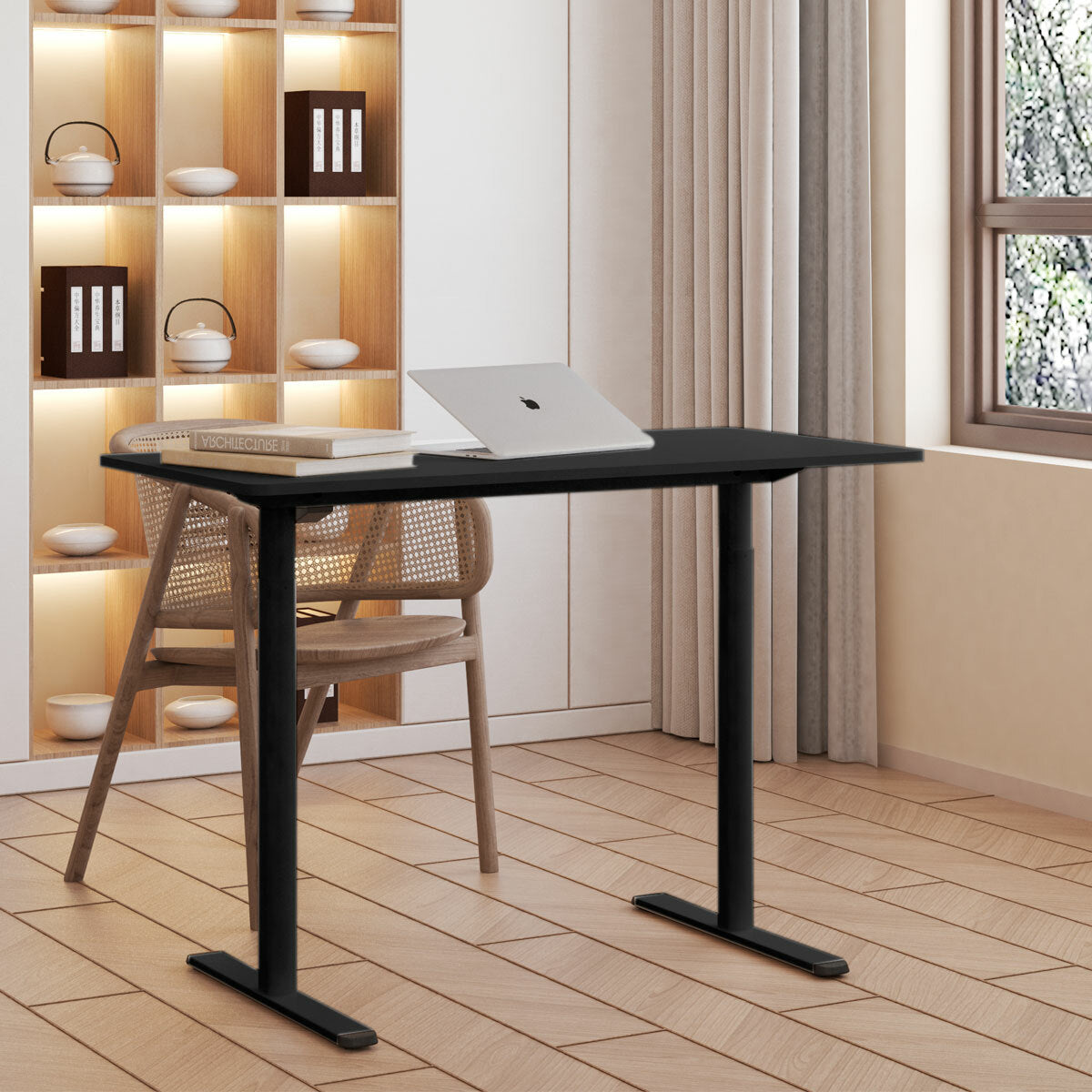 
              Lykke Höj och sänkbart skrivbord 140x70cm Nordic, svart