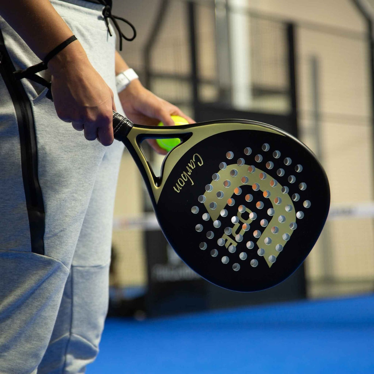 
              Core padelracket Carbon set, 2 racketar och bollar