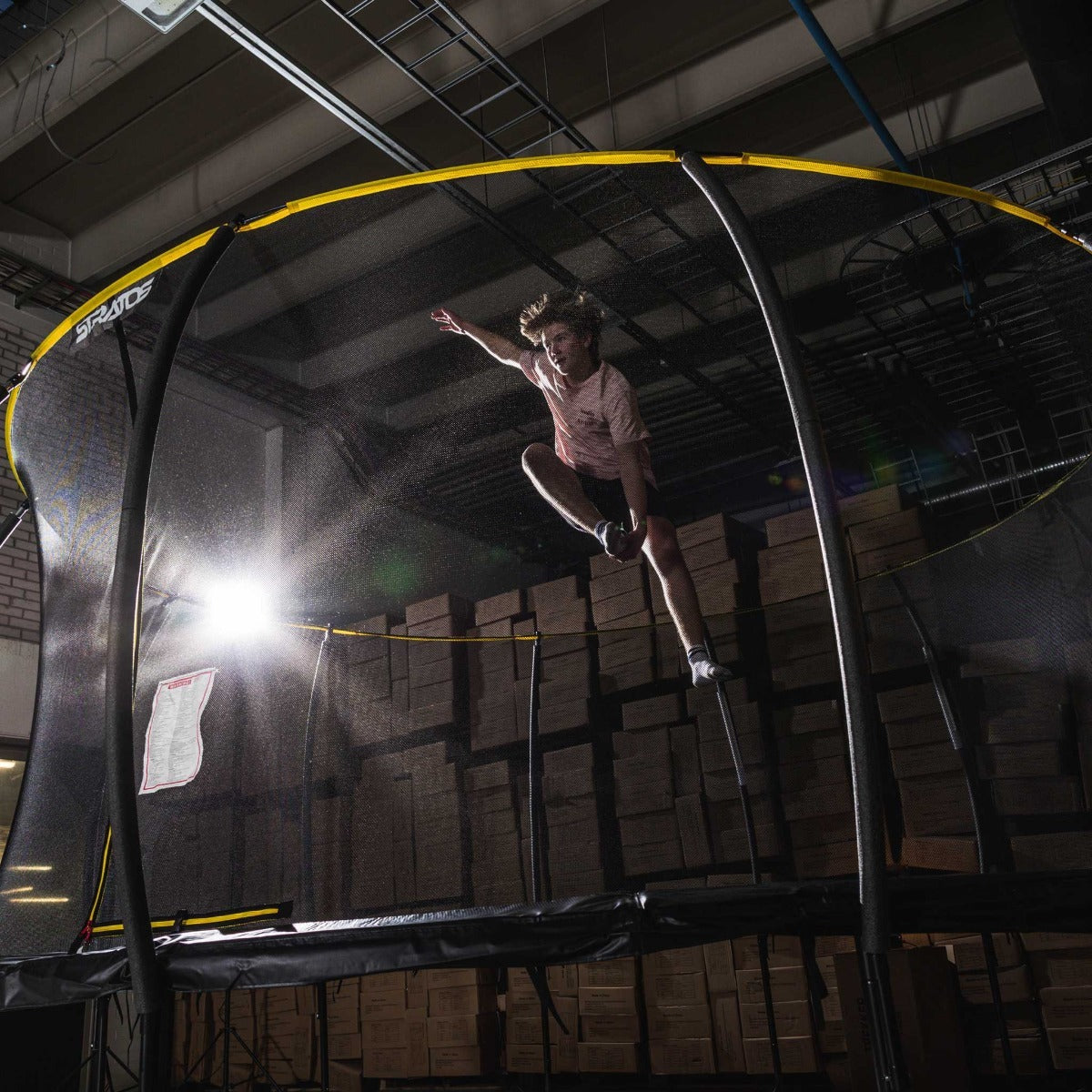 
              Stratos Studsmatta 305 cm med skyddsnät