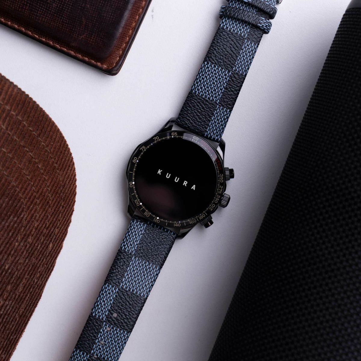 
              Kuura Smartwatch FM1 V3, Svart