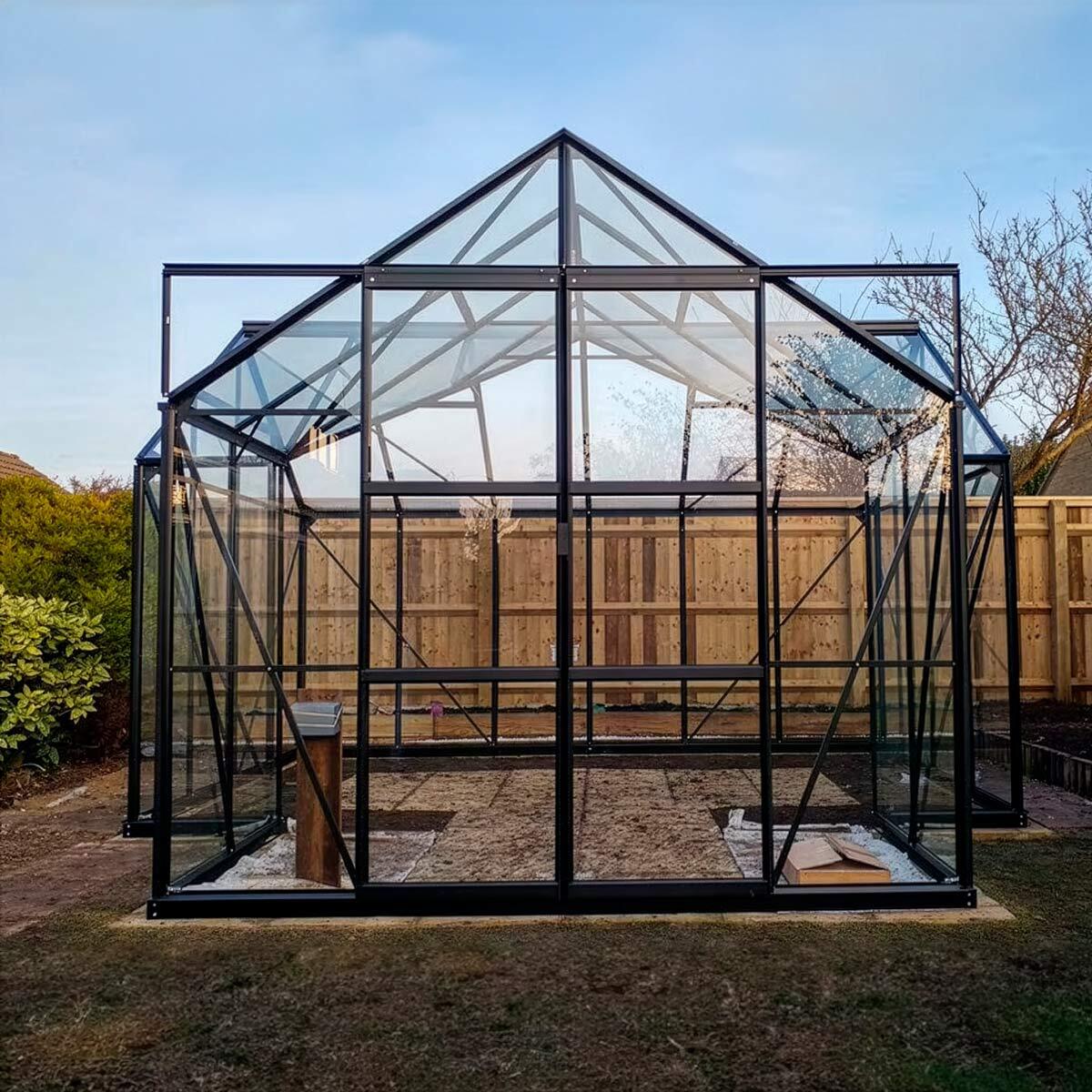 
              Lykke Växthus T-format Svart 12.8 m2