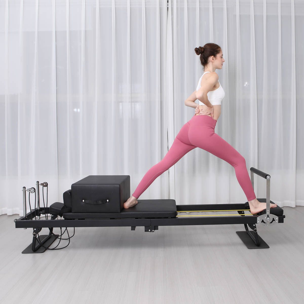 
              Nordcore Pilates Reformer Vikbar Maskin