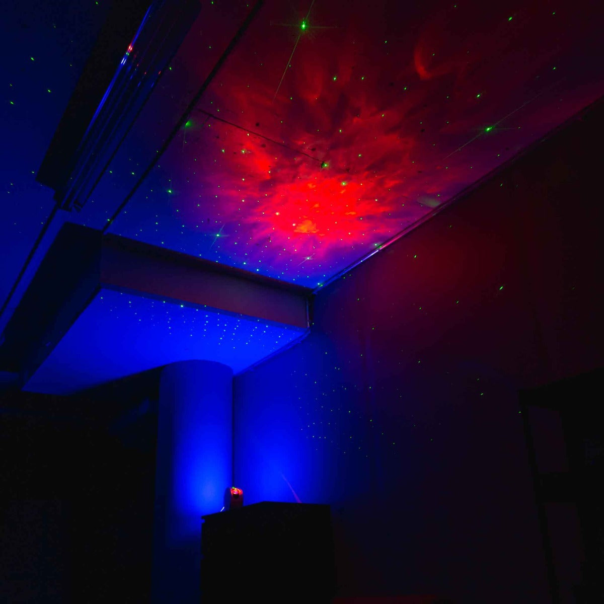
              Polar Night Star Projector Deluxe