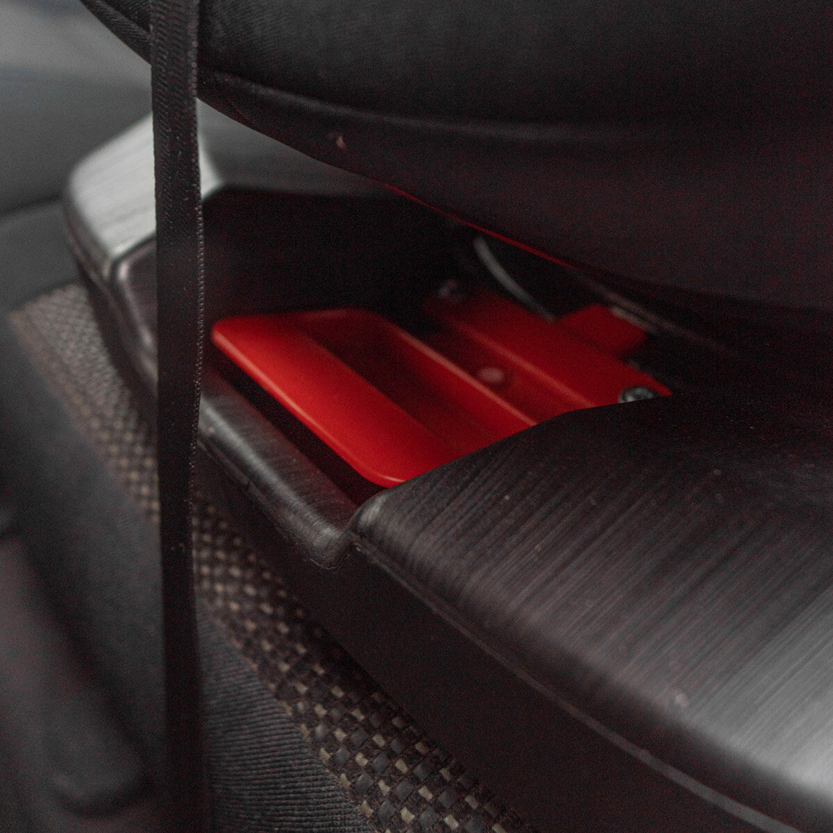 
              Kikid Bilbarnstol &amp; Babyskydd, ISOFIX, 0-36 kg Black Edition