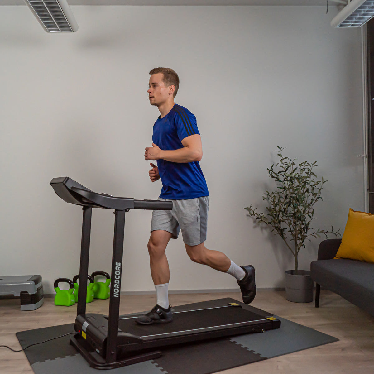 
              Nordcore löpband Core 2000