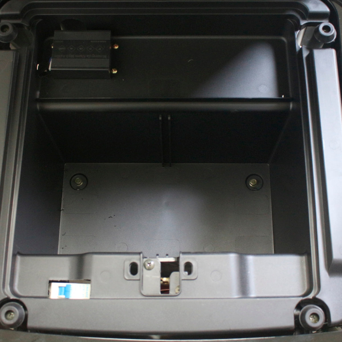 
              Arvo Promenadscooter P900 Röd