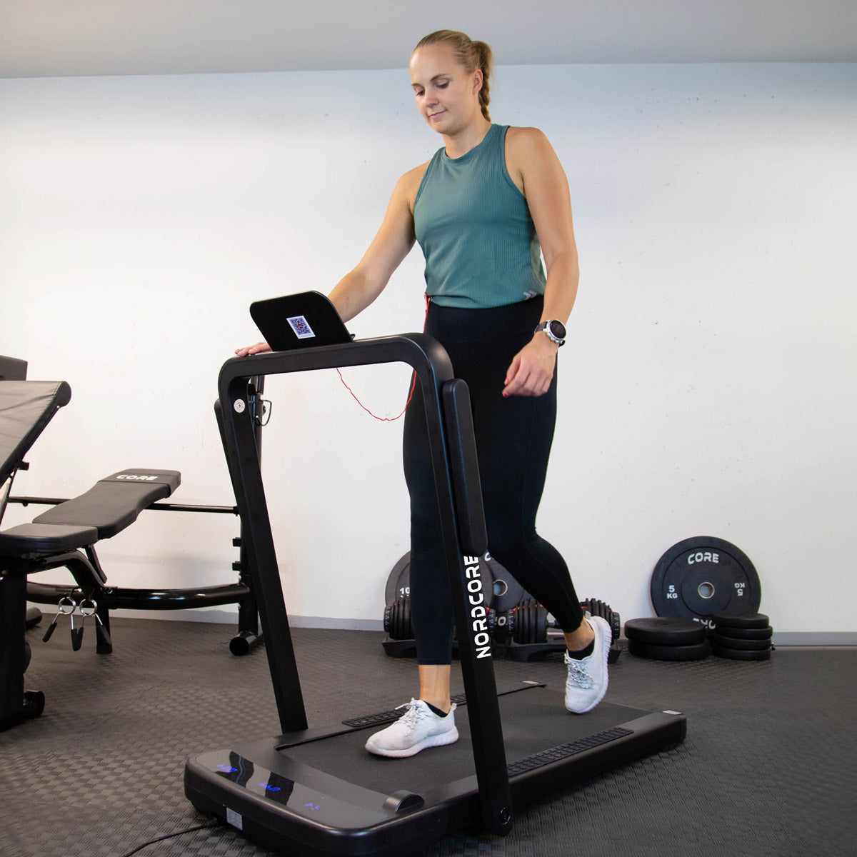 Nordcore 2-IN-1 Gåband-löpband Core 2200