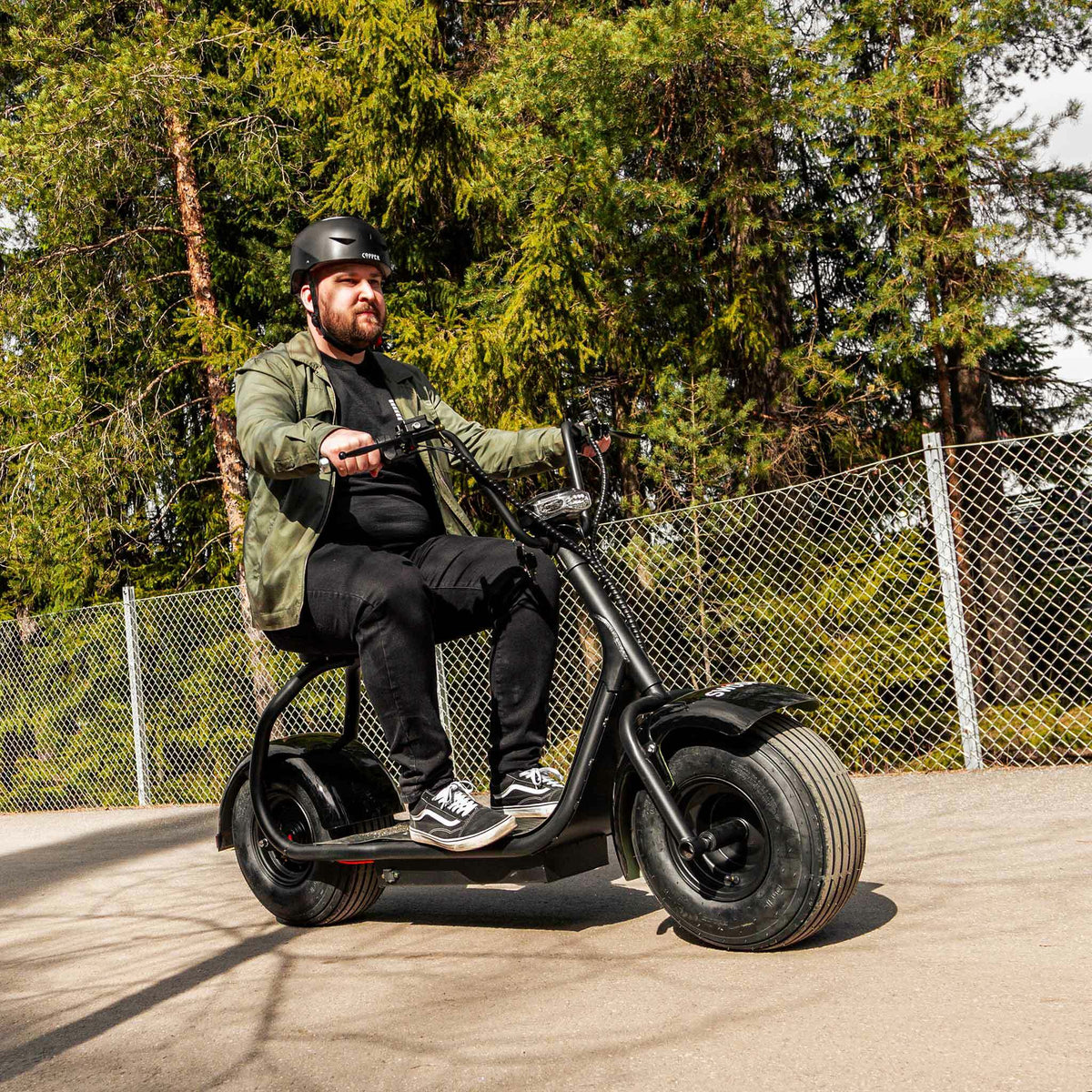 
              Swoop Kruiser elscooter N2, svart