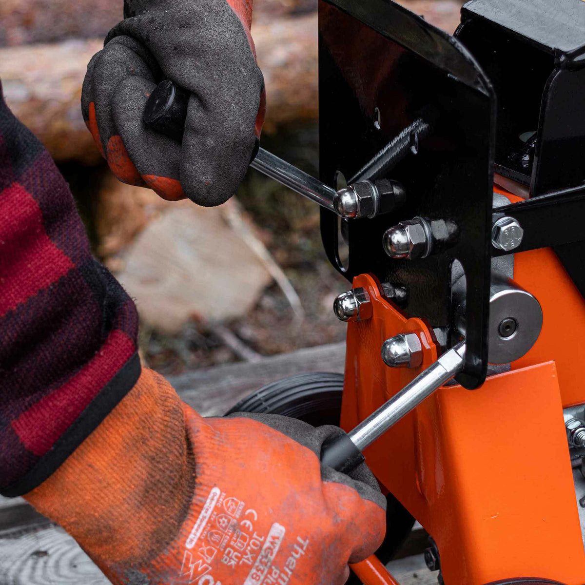 
              Fornorth Vedklyv 7T, stödfot ingår